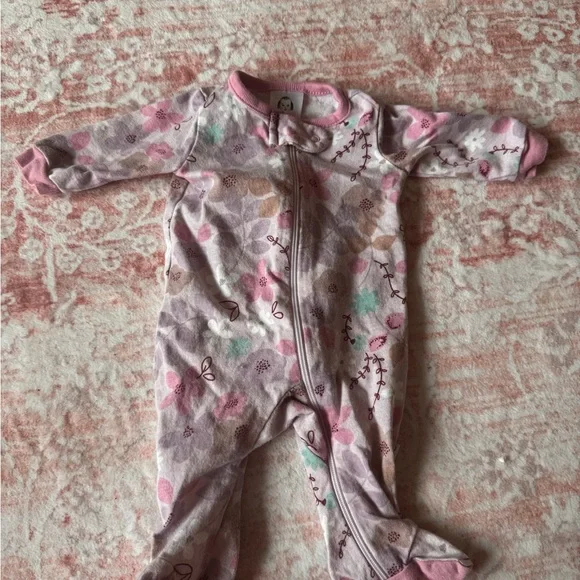 Bundle of Baby Girl’s Preemie Onesies - Picture 8 of 9